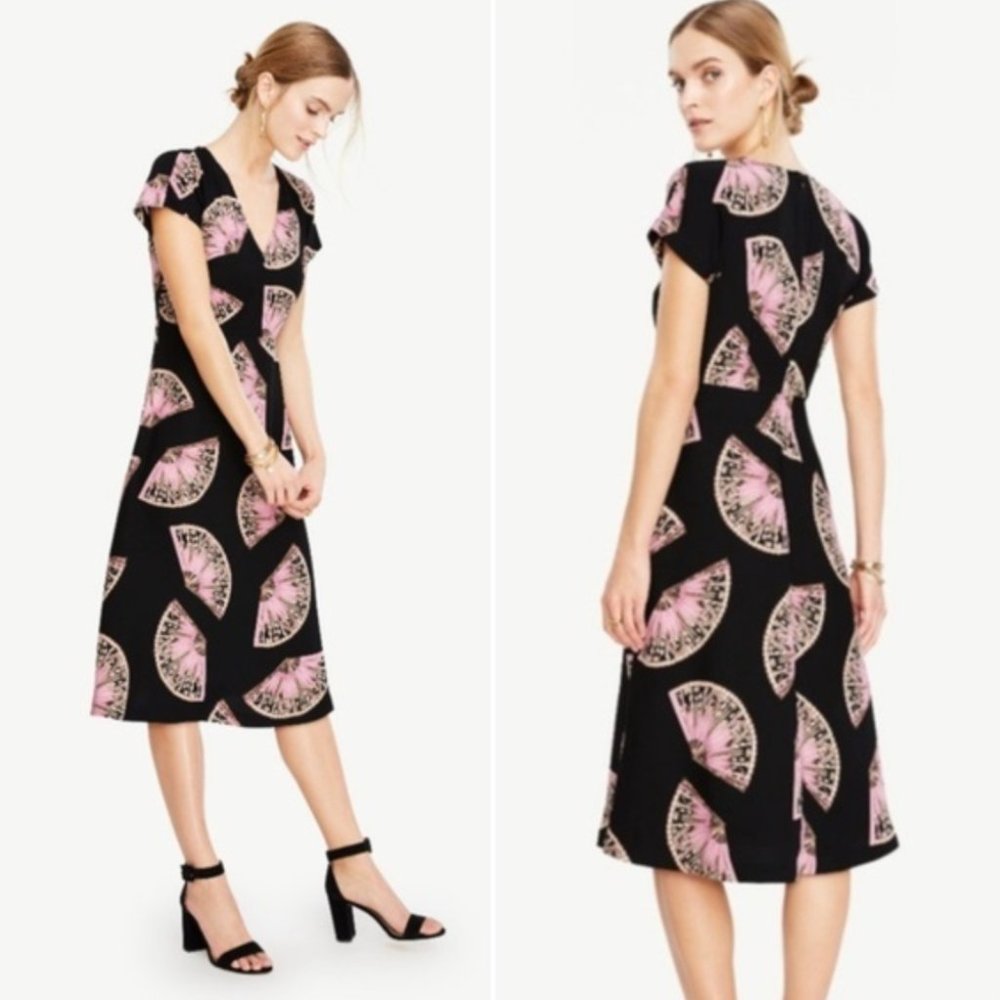 Ann Taylor Dancing Fan V-Neck Midi Dress Size 4